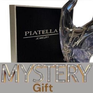 🆕 Piatella Sparkling Cross Charm Bracelet